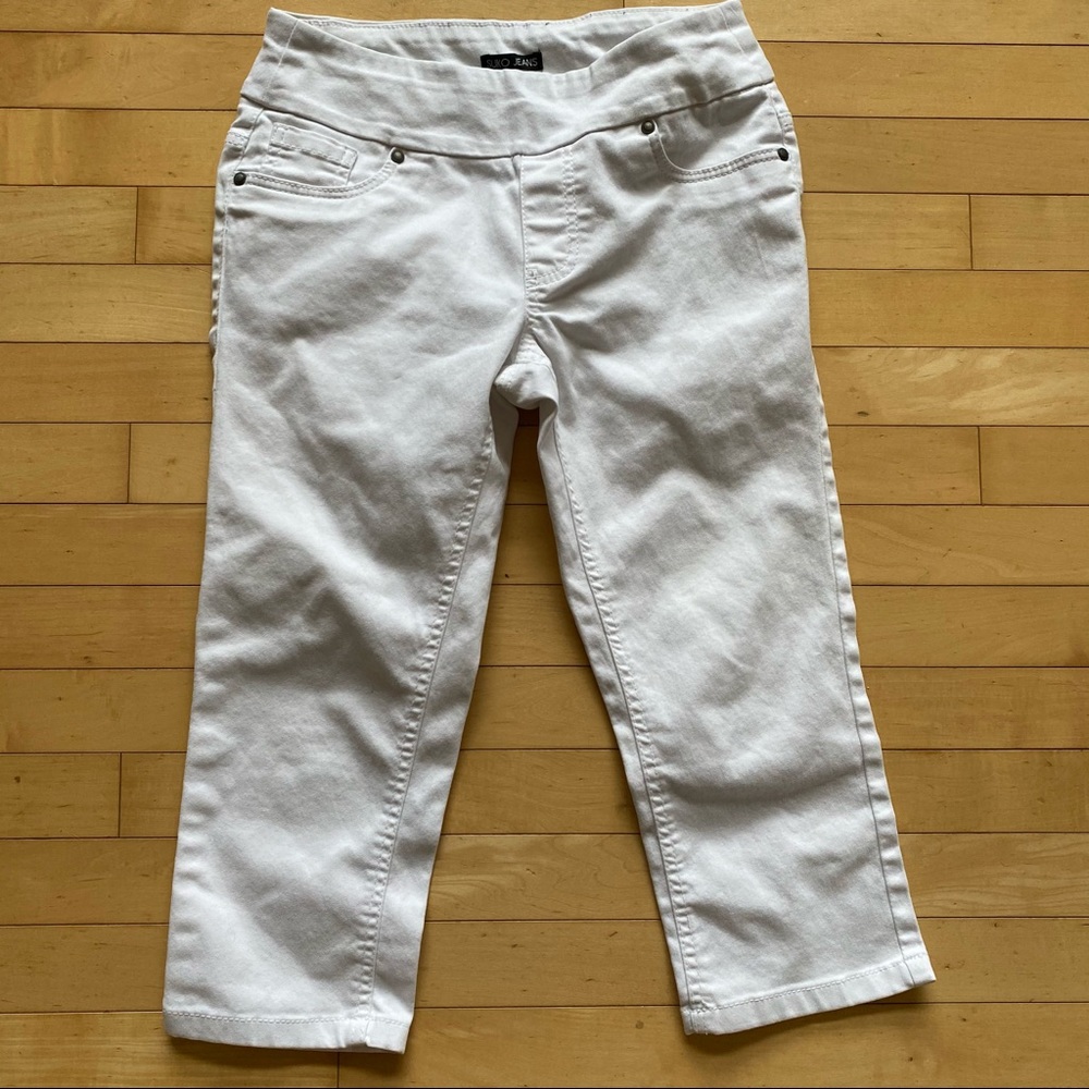 White Suko Capri jeans size 8